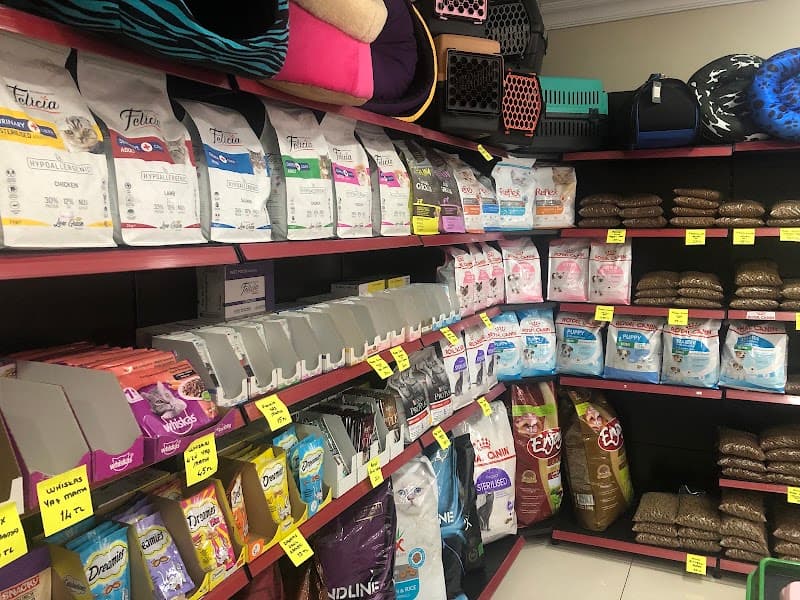Aslı pet kuaför ve petshop — Küçükçekmece